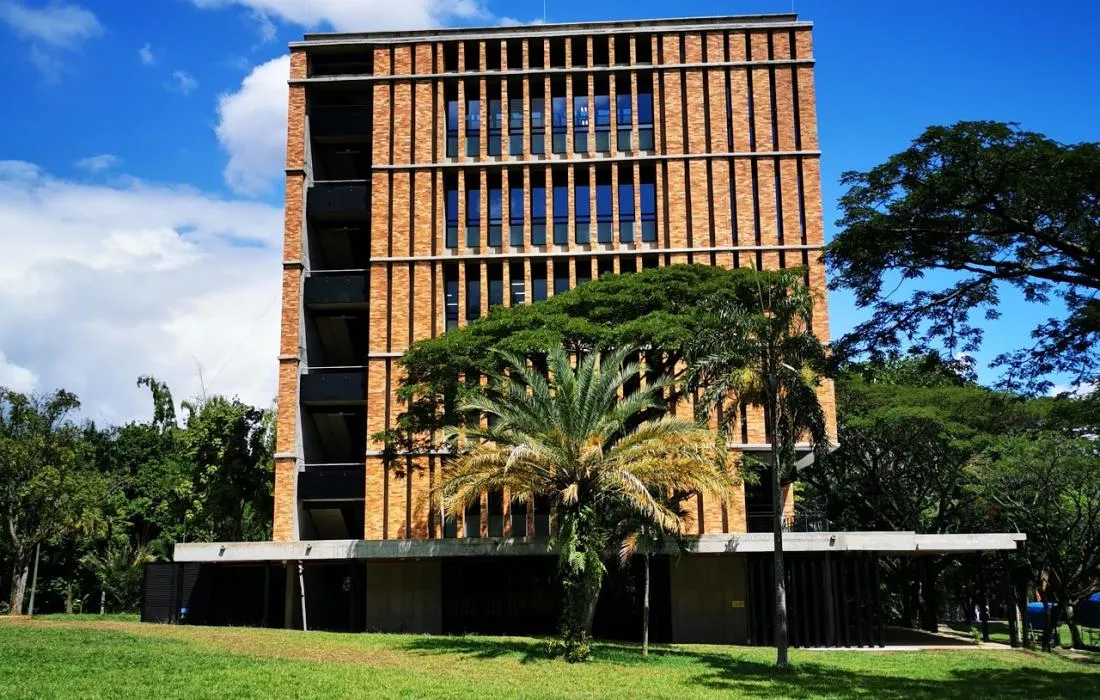 Impacto Universitario Transformador Impacto Universitario Transformador