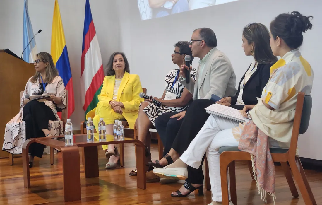 “La maternidad en soledad es una mesa de dos patas”, Mónica Tesone psicóloga y terapeuta familiar “La maternidad en soledad es una mesa de dos patas”, Mónica Tesone psicóloga y terapeuta familiar