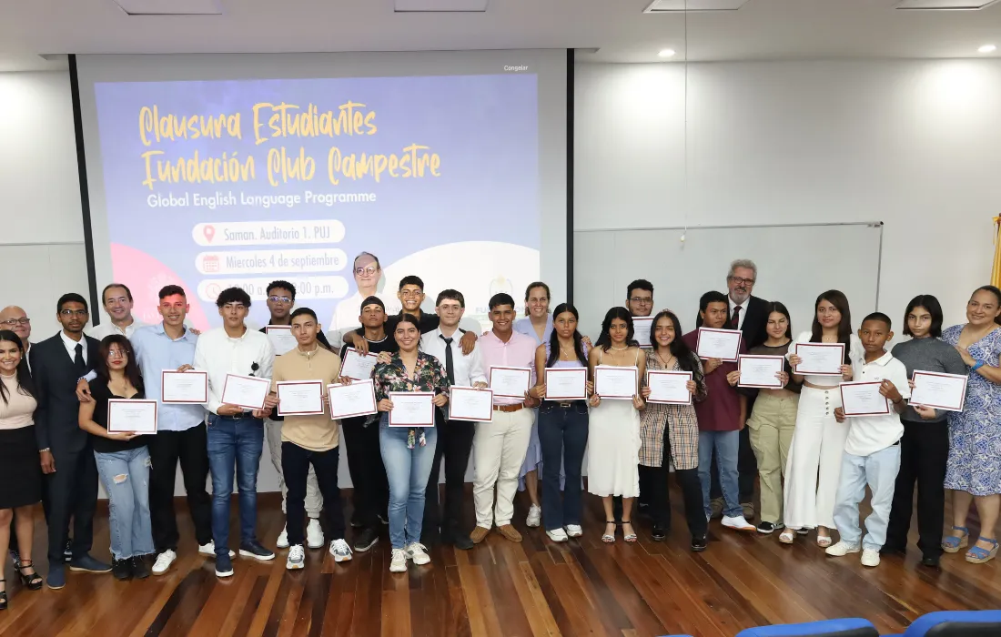 clausura de estudiantes en condición de vulnerabilidad que recibieron formación en inglés clausura de estudiantes en condición de vulnerabilidad que recibieron formación en inglés