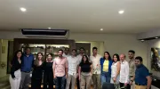 Con una emotiva bienvenida a cargo de Jaime Ahcar Olmos, director del programa, inició el reencuentro de los egresados del programa de Economía, el pasado 13 de noviembre en el Hotel Movich. “Estamos aquí varias generaciones de egresados economistas, que no solo es nuestra profesión, sino que es nuestra vida, la que nos ha enseñado, de lo que vivimos, lo que trabajamos siempre con la intención de mejorar nuestro país” dijo Jaime.