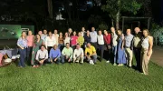 Cerca de 90 egresados del programa de Administración de Empresas de la Pontifica Universidad Javeriana de Cali se reunieron en un auditorio del Zoológico de Cali para reencontrarse y recibir distinciones por su labor y trayectoria profesional en tres ámbitos, privado, público y emprendimiento.