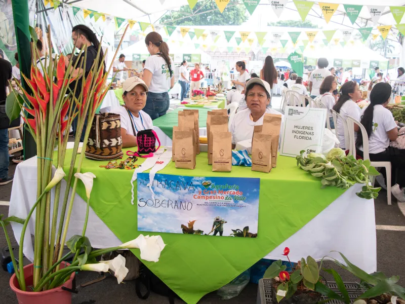 Mujeres Cultivando Horizontes: Herramientas para el Cuidado de la Vida Rural Mujeres Cultivando Horizontes: Herramientas para el Cuidado de la Vida Rural