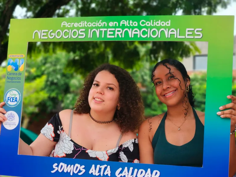 Así celebraron la Acreditación en Alta Calidad los programas de Economía, Psicología y Negocios Internacionales Así celebraron la Acreditación en Alta Calidad los programas de Economía, Psicología y Negocios Internacionales
