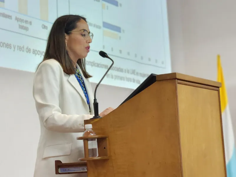 “La maternidad en soledad es una mesa de dos patas”, Mónica Tesone, psicóloga y terapeuta familiar “La maternidad en soledad es una mesa de dos patas”, Mónica Tesone, psicóloga y terapeuta familiar