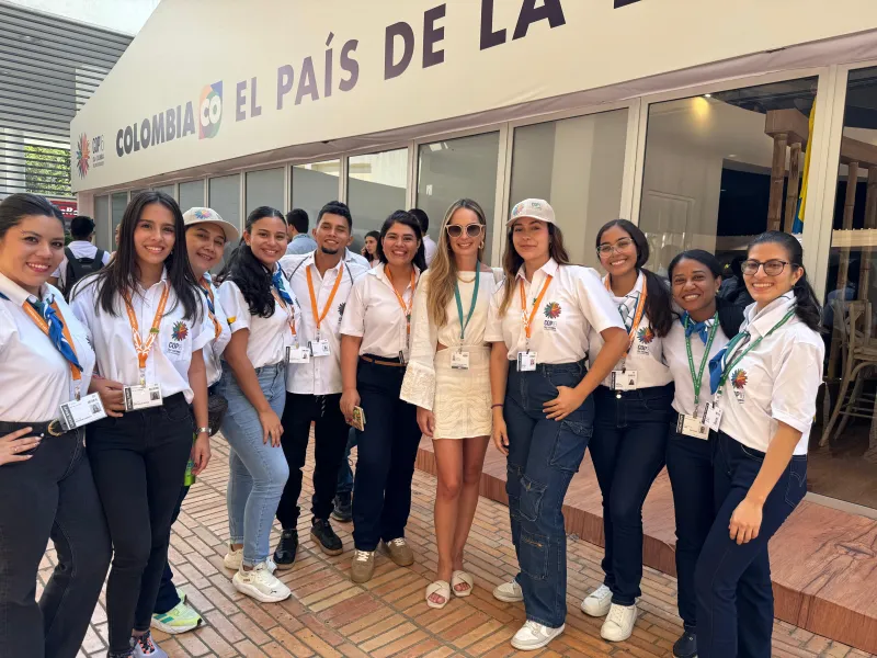 Voluntarios COP Voluntarios COP