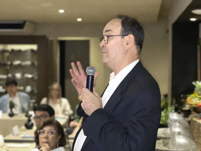 Un momento inolvidable lleno de esperanza y propósito, se vivió el pasado martes 26 de noviembre durante el Encuentro de Gratitud 2024, un espacio dedicado a reconocer y agradecer a los donantes que, con su generosidad están transformando el rumbo de vidas, comunidades y territorios a través de la educación de Calidad de la Universidad Javeriana Cali.