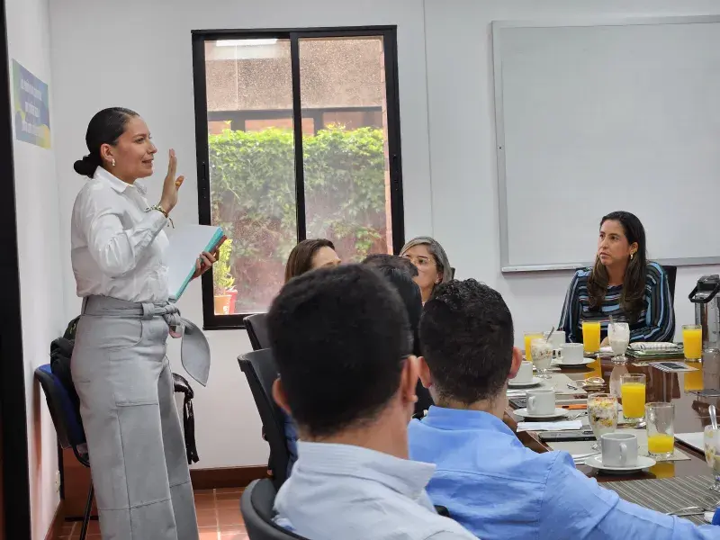 Javeriana Cali convoca a empresarios para analizar las competencias que demanda el mercado laboral en la era de la IA